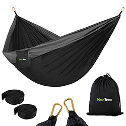 THE HANGOUT PORTABLE HAMMOCK
